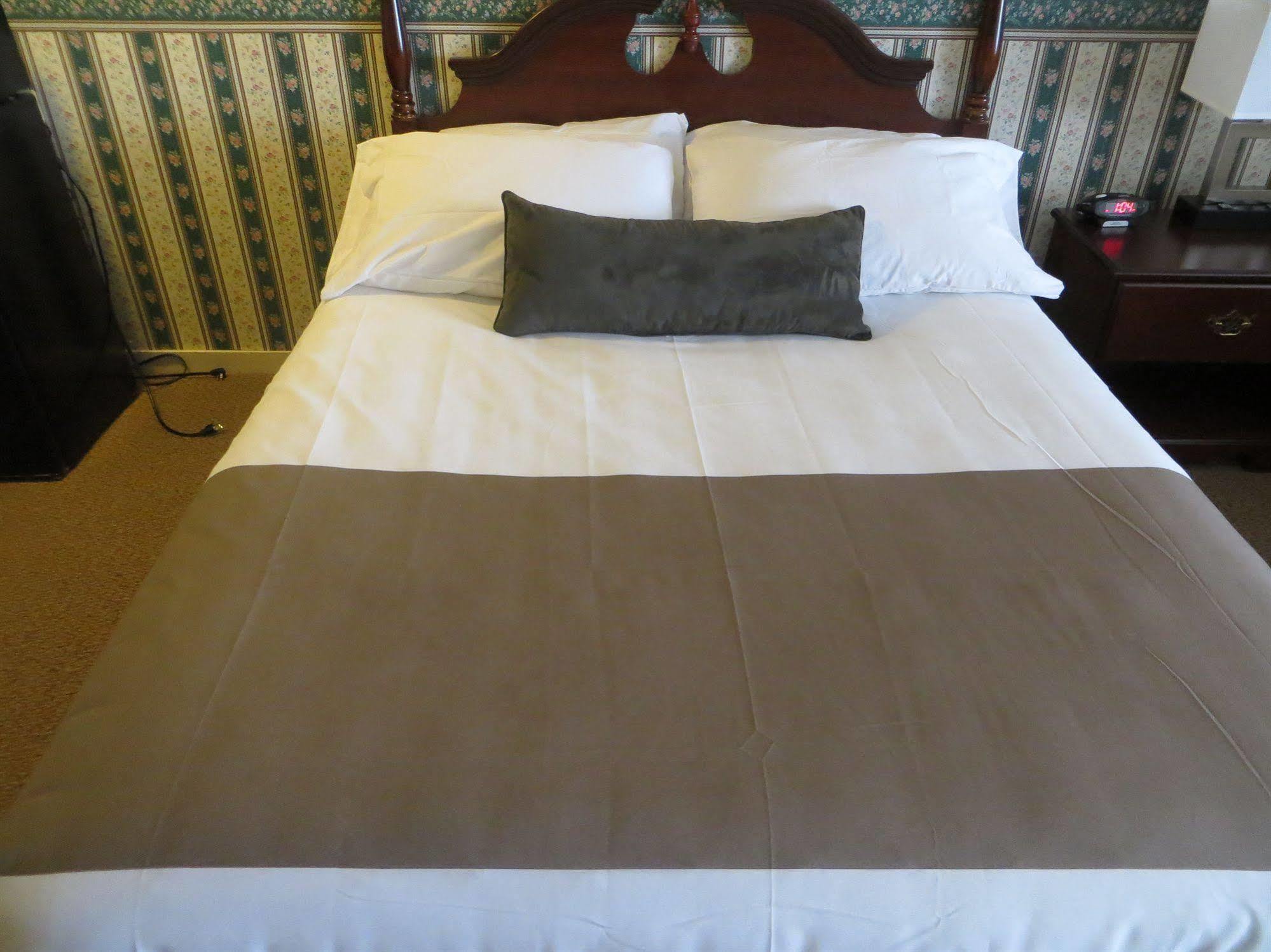 Coachman Inn 키터리 외부 사진